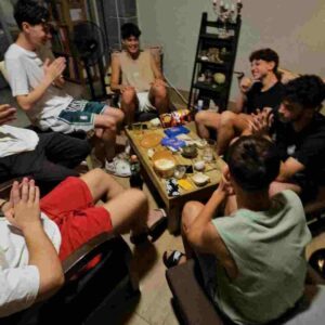 דור של אור - תיכון